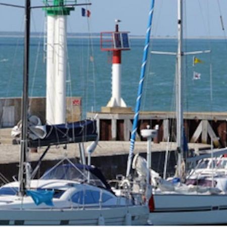 Le Clos Des Flots - La Plage La Flotte Buitenkant foto