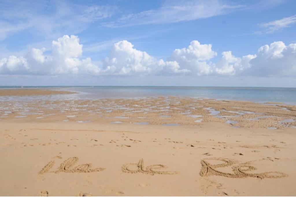 Le Clos Des Flots - La Plage La Flotte Buitenkant foto