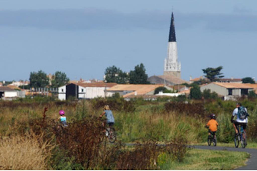 Le Clos Des Flots - La Plage La Flotte Buitenkant foto